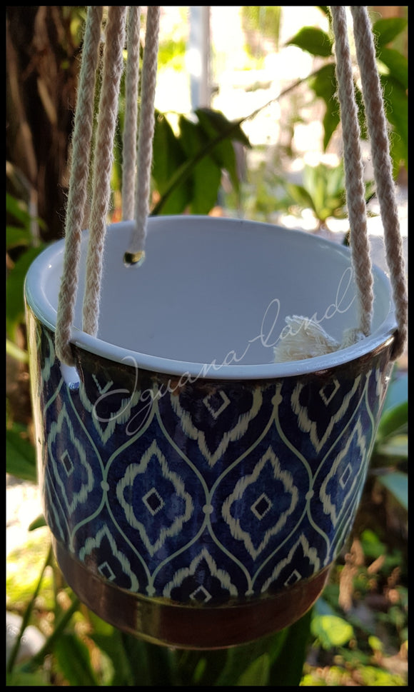 Ceramic Hanging Pot (c)