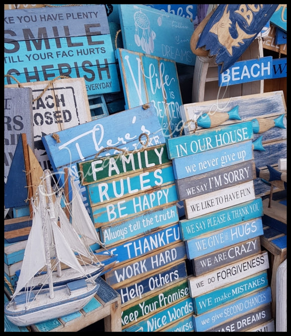 Wall Art, Hanging & Signs