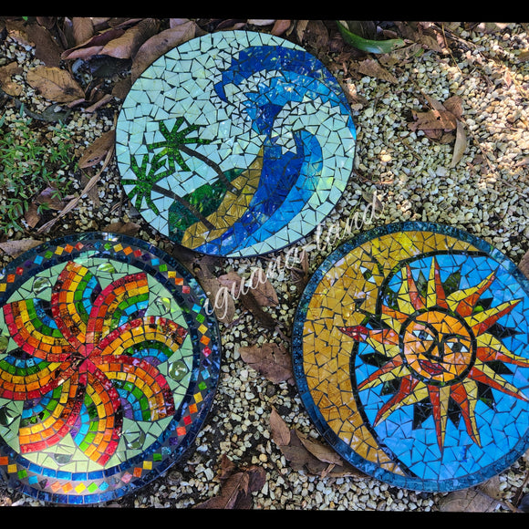 Mosaic Roundie