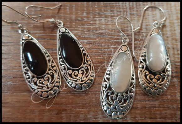 Lace teardrop earrings