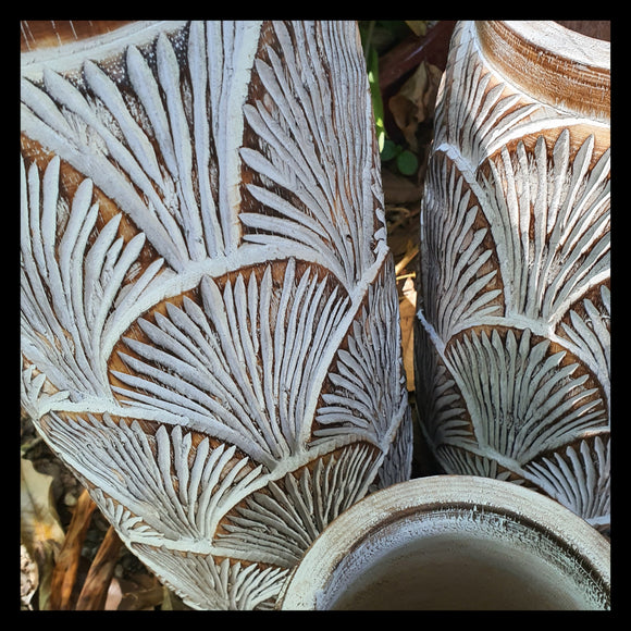 Sabal Carved Pots