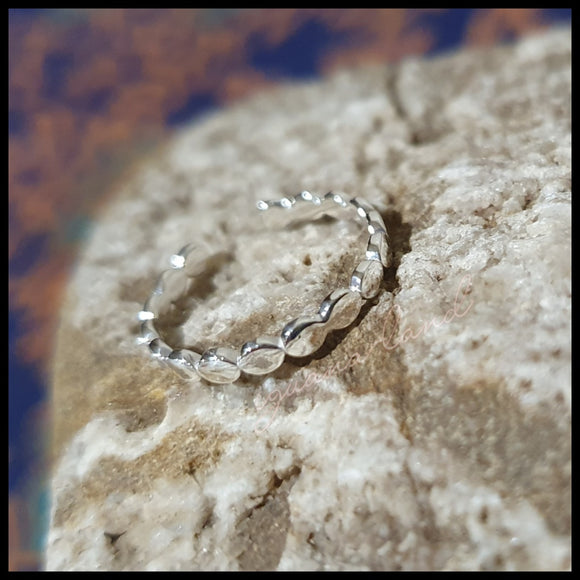 Dot Chain TR