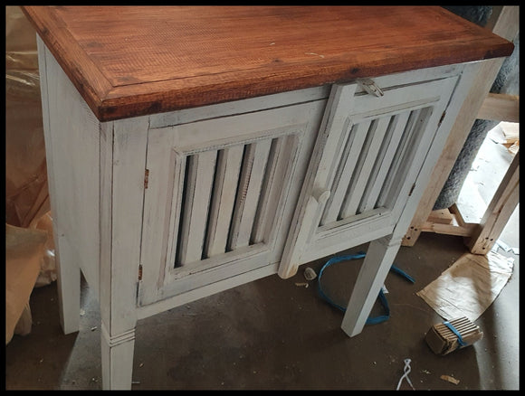 Cupboard Stand 